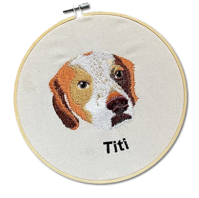 Portrait de chien brodé sur tambour décoratif personnalisé - Avis client Custom moi ça